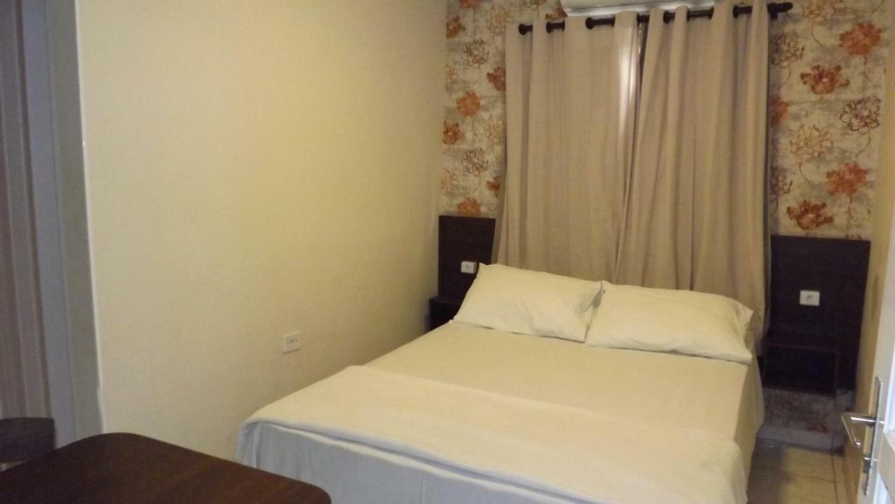 Hotel Calixtro Режистру Экстерьер фото